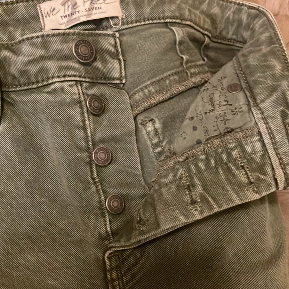 Free People denim shorts - Picture 11 of 12